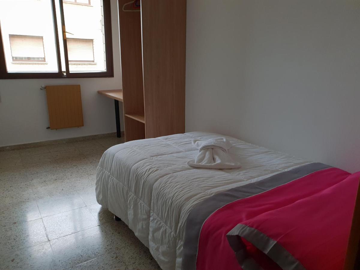 Apartamentos O Cargadeiro Ribadeo Exterior photo